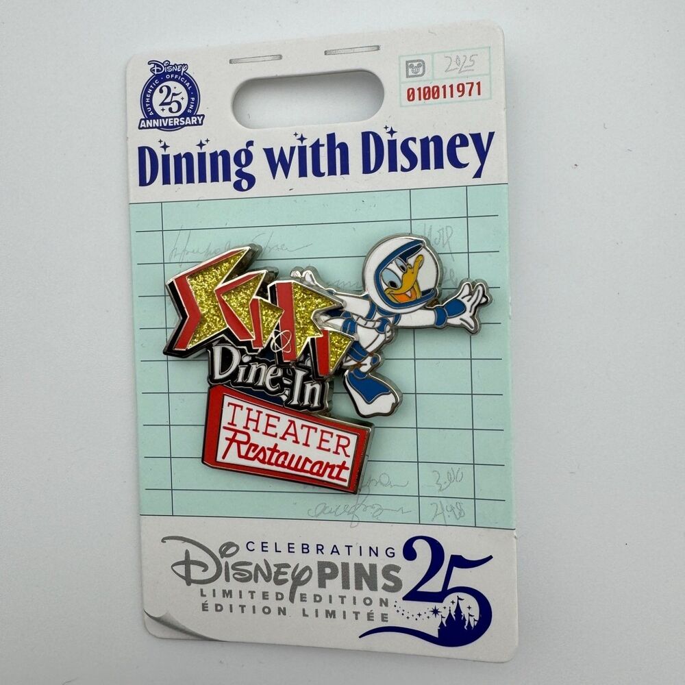 Disney Dining 11/12 Sci-Fi Dine-In Donald Duck Pin LE 2500 on Card New